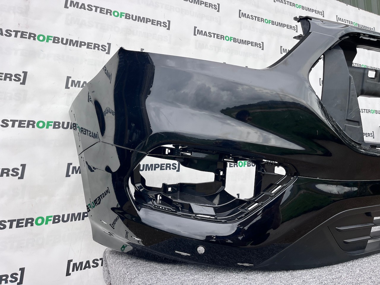 Ford Transit Custom Limited Active 2018-2023 Front Bumper 4 Pdc Genuine [f739]