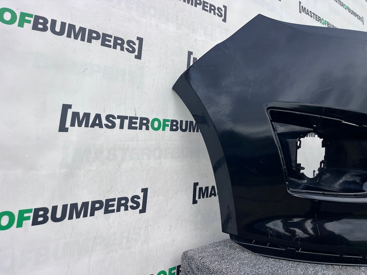 Ford C Max Zetec Titanium 2010-2015 Front Bumper No Pdc Genuine [f755]