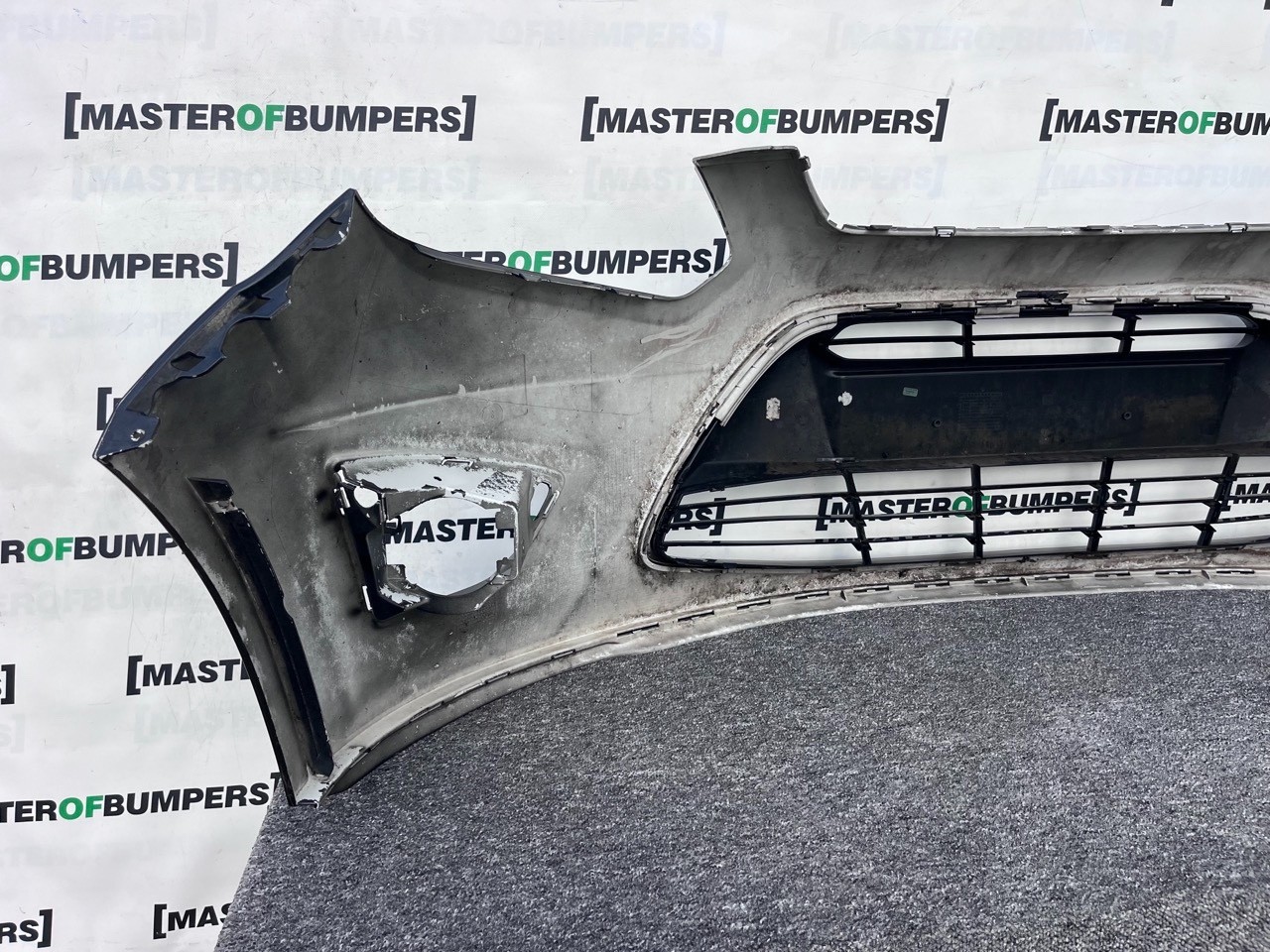 Ford C Max Zetec Titanium 2010-2015 Front Bumper No Pdc Genuine [f755]