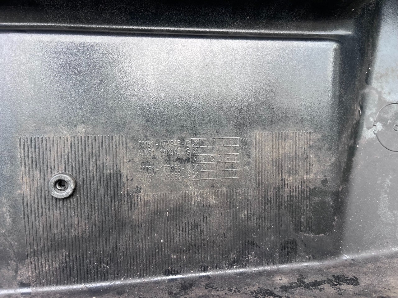 Ford C Max Zetec Titanium 2010-2015 Front Bumper No Pdc Genuine [f755]