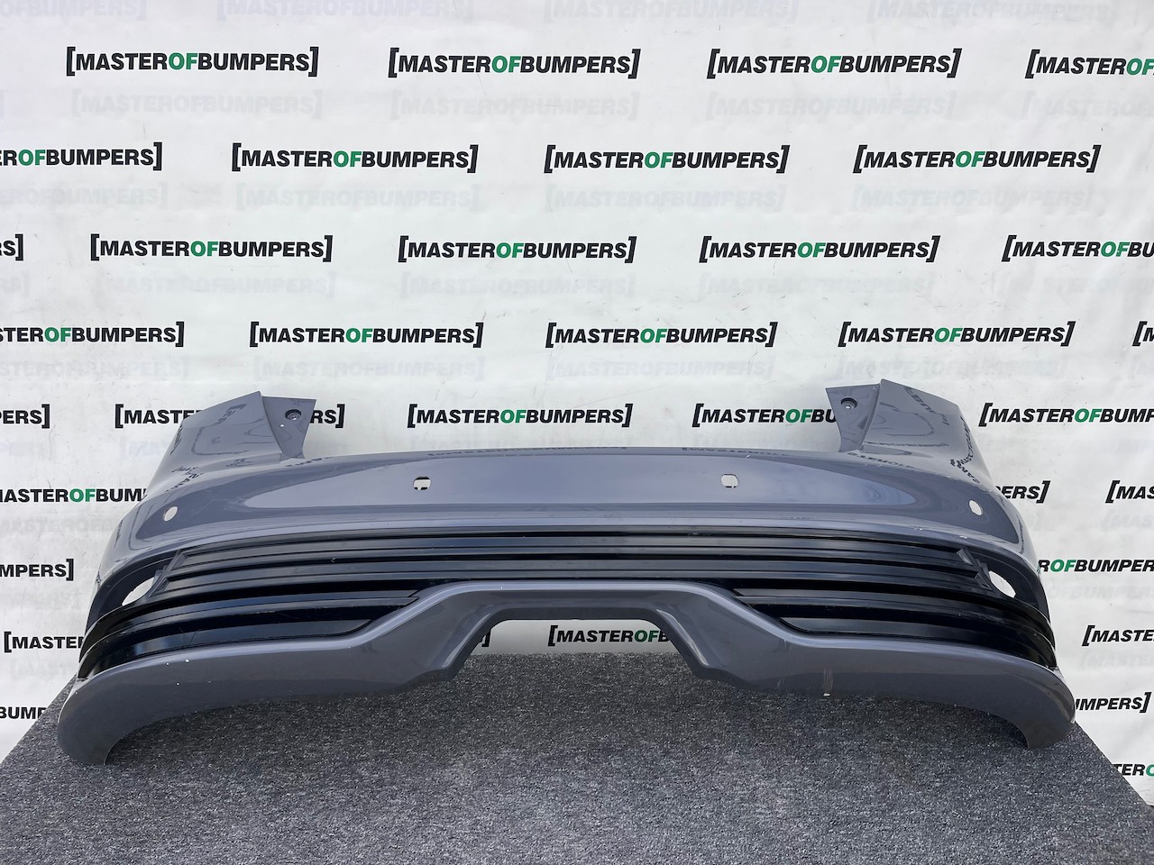 Ford Focus St Mk3 Hatchback 2014-2018 Rear Bumper 4 Pdc Genuine [f784]
