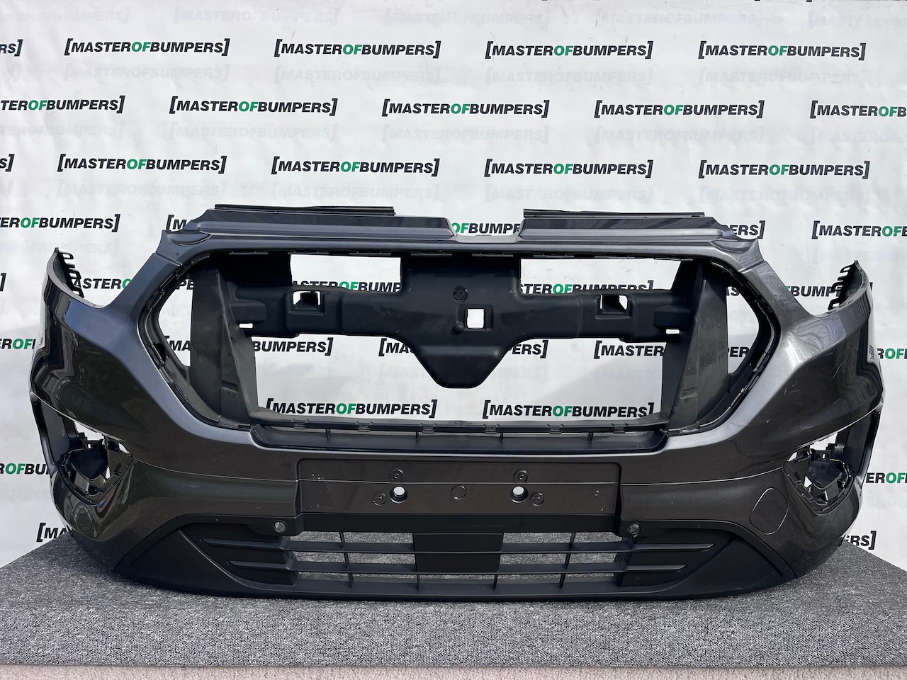 Ford Transit Custom Limited 2018-2023 Front Bumper 4 Pdc Genuine [f792]