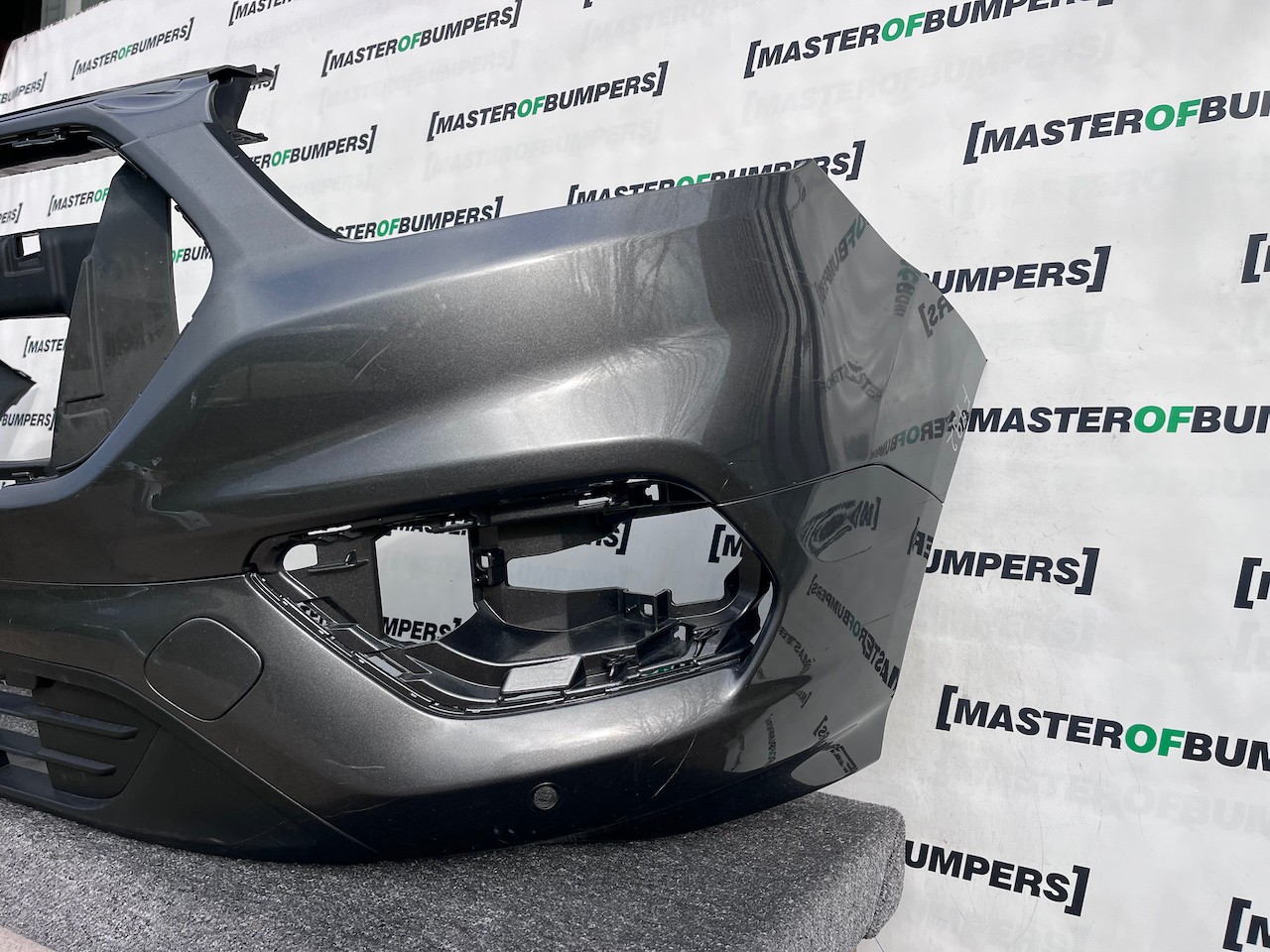 Ford Transit Custom Limited 2018-2023 Front Bumper 4 Pdc Genuine [f792]