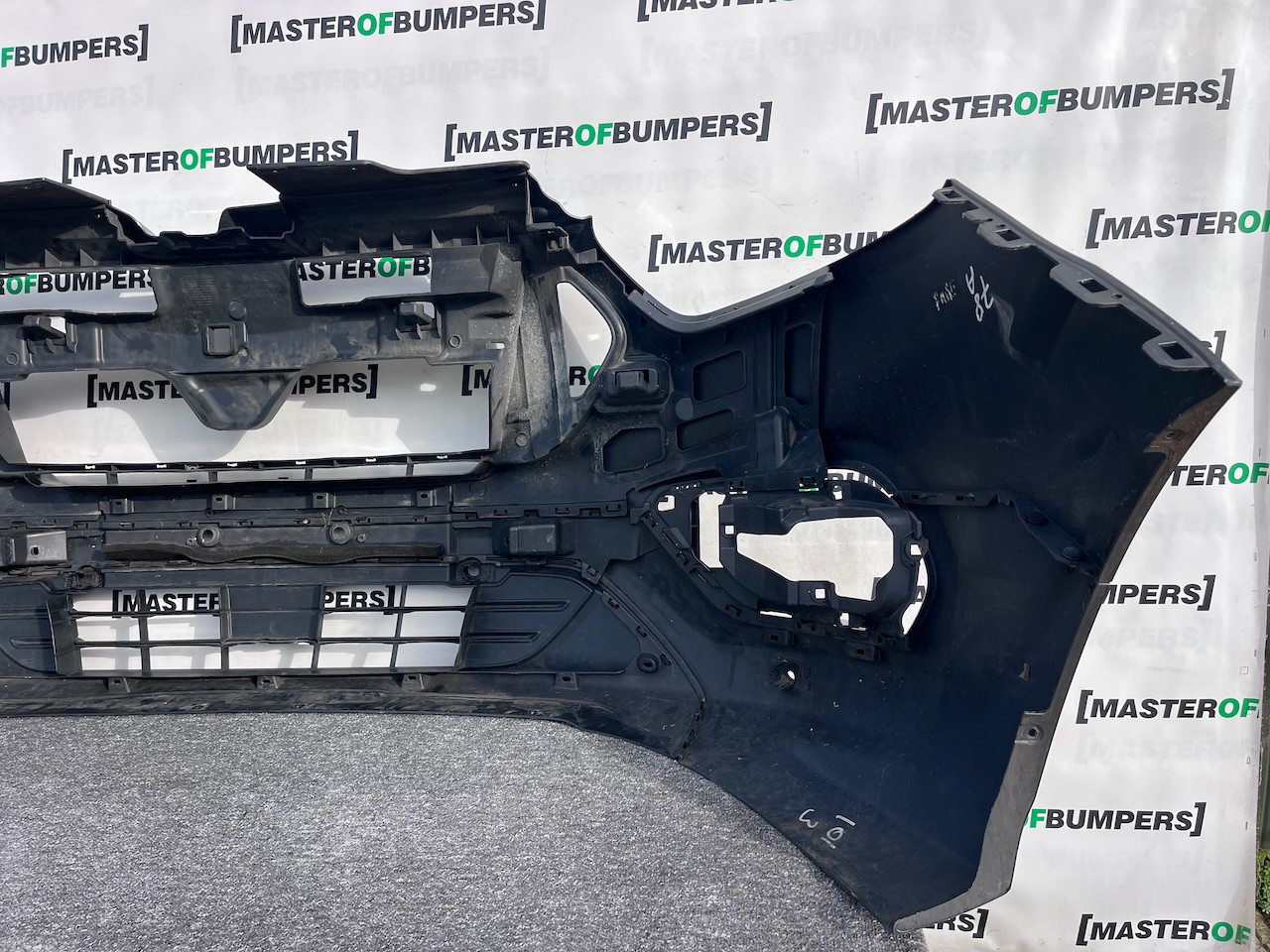 Ford Transit Custom Limited 2018-2023 Front Bumper 4 Pdc Genuine [f792]