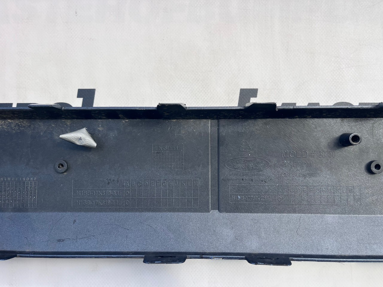 Ford Fiesta St Line Mk10 Hatchback 2017-2021 Front Bumper No Pdc Genuine [f793]