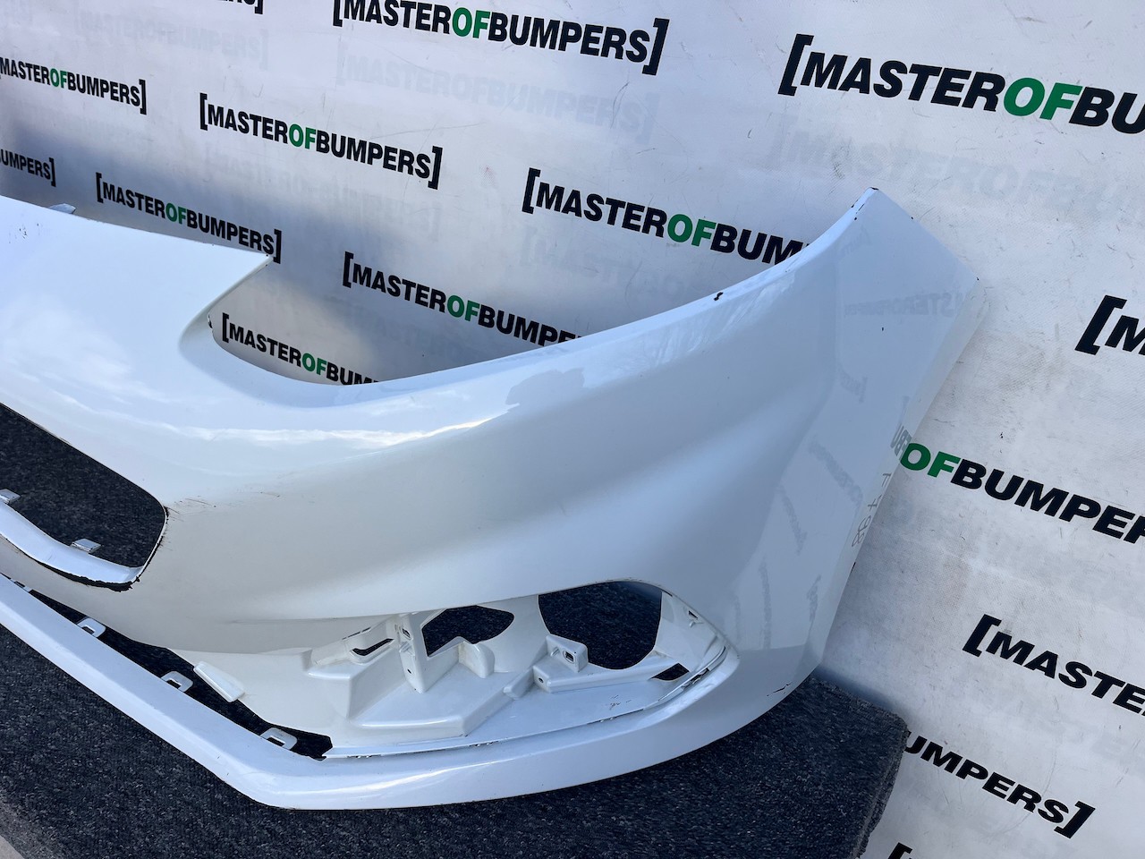 Ford Fiesta St Line Mk10 Hatchback 2017-2021 Front Bumper No Pdc Genuine [f798]