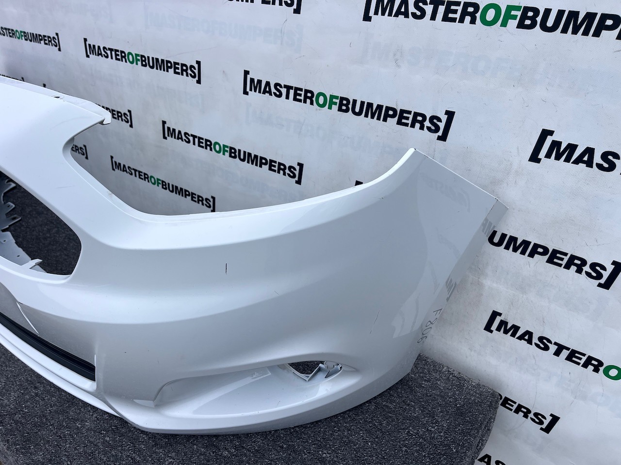 Ford Ka+ Ka Plus Zetec Mk2 Lift Hatchback  2016-2018 Front Bumper Genuine [f806]