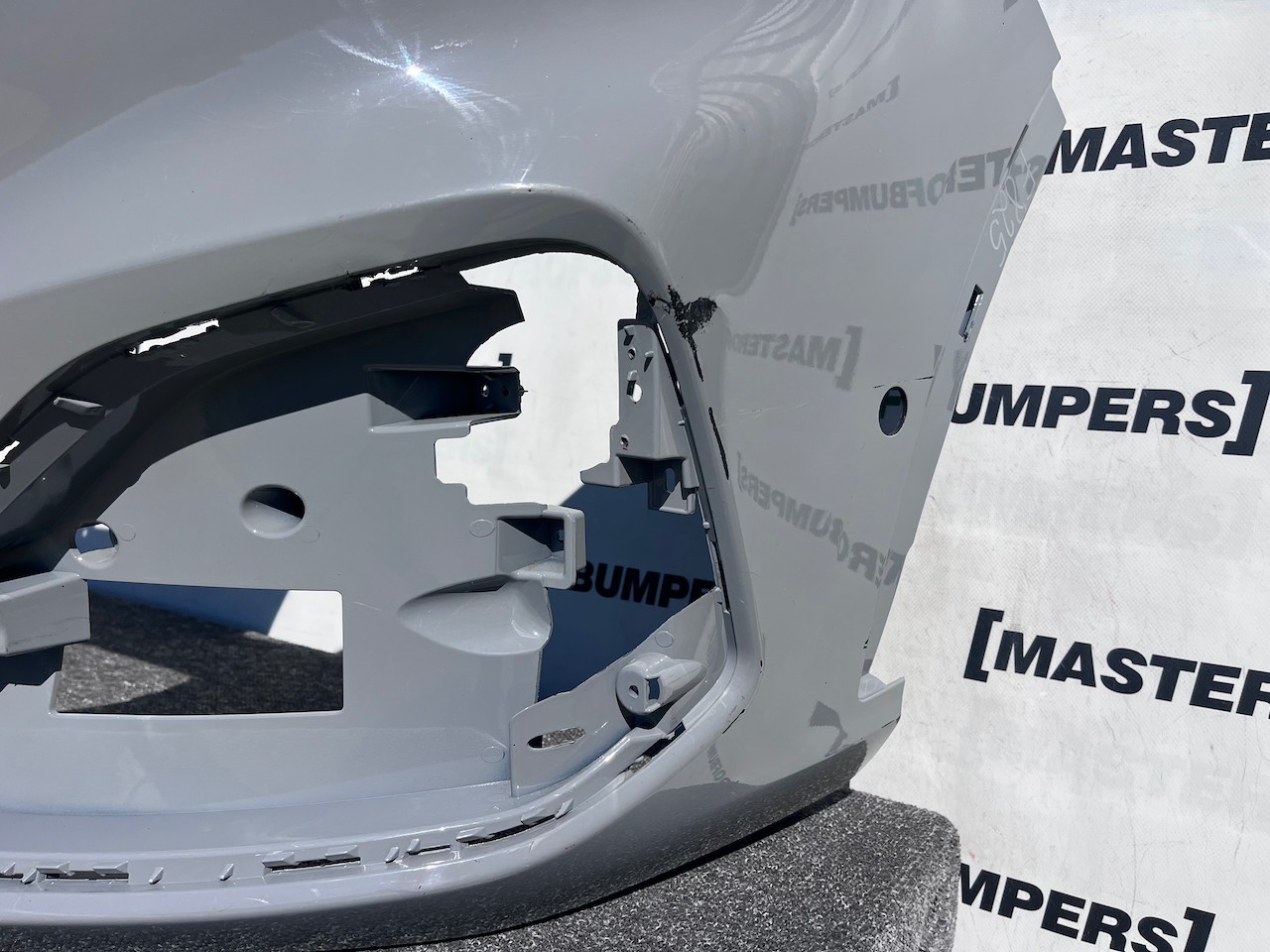 Ford Kuga St Line Titanium X 2020-2024 Front Bumper 6 Pdc Genuine [f825]