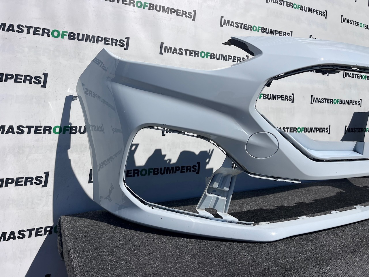 Ford Fiesta St Mk10 Lift Hatchback 2022-2024 Front Bumper No Pdc Genuine [f831]