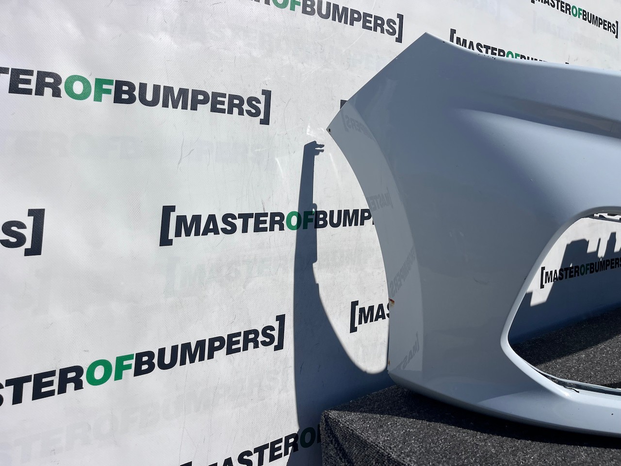 Ford Fiesta St Mk10 Lift Hatchback 2022-2024 Front Bumper No Pdc Genuine [f831]