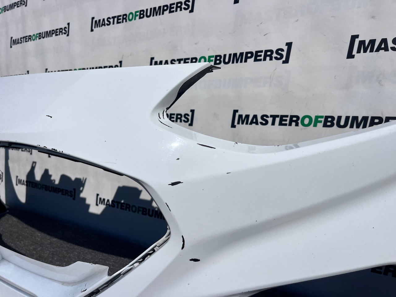 Ford Fiesta St Mk10 Lift Hatchback 2022-2024 Front Bumper No Pdc Genuine [f831]