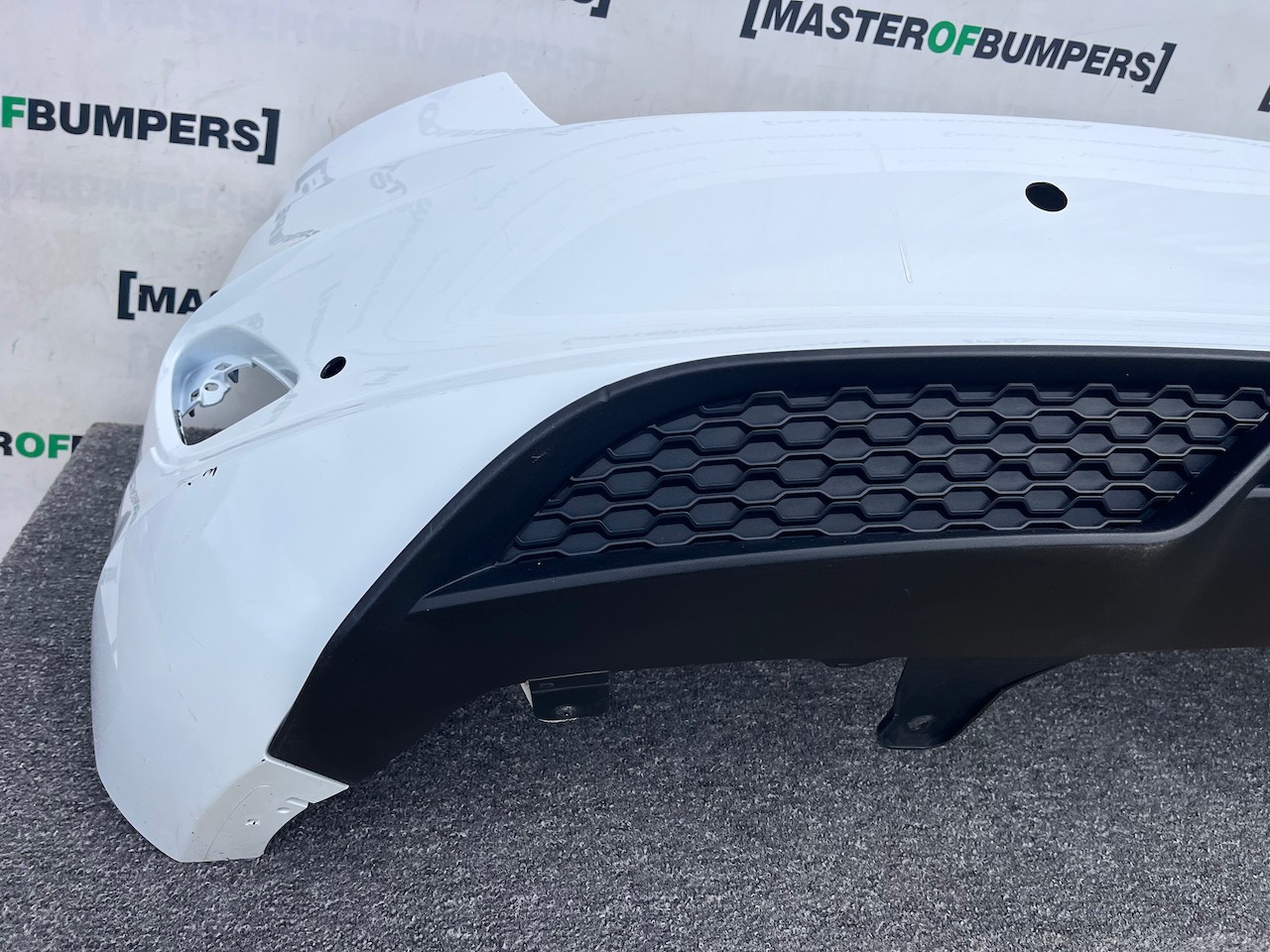 Ford Fiesta St Line Mk8 Hatchback 2017-2022 Rear Bumper 4 Pdc Genuine [f834]