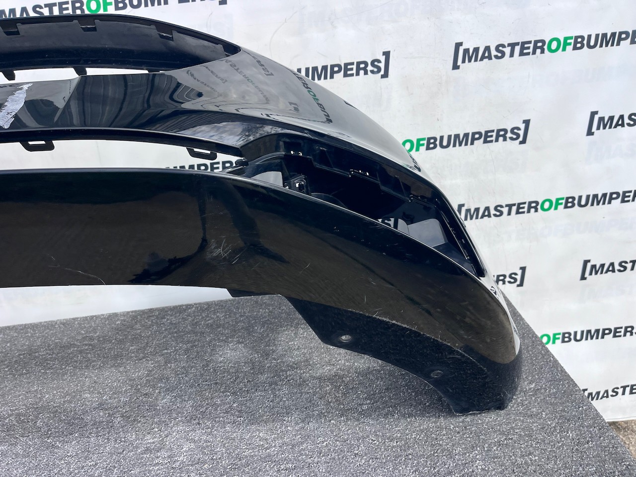 Ford Fiesta Vignale Mk10 Hatchback 2018-2021 Front Bumper Genuine [f841]