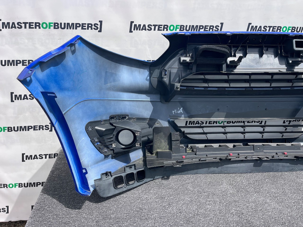 Ford Transit Courier Van 2013-2016 Front Bumper No Pdc Genuine [f852]