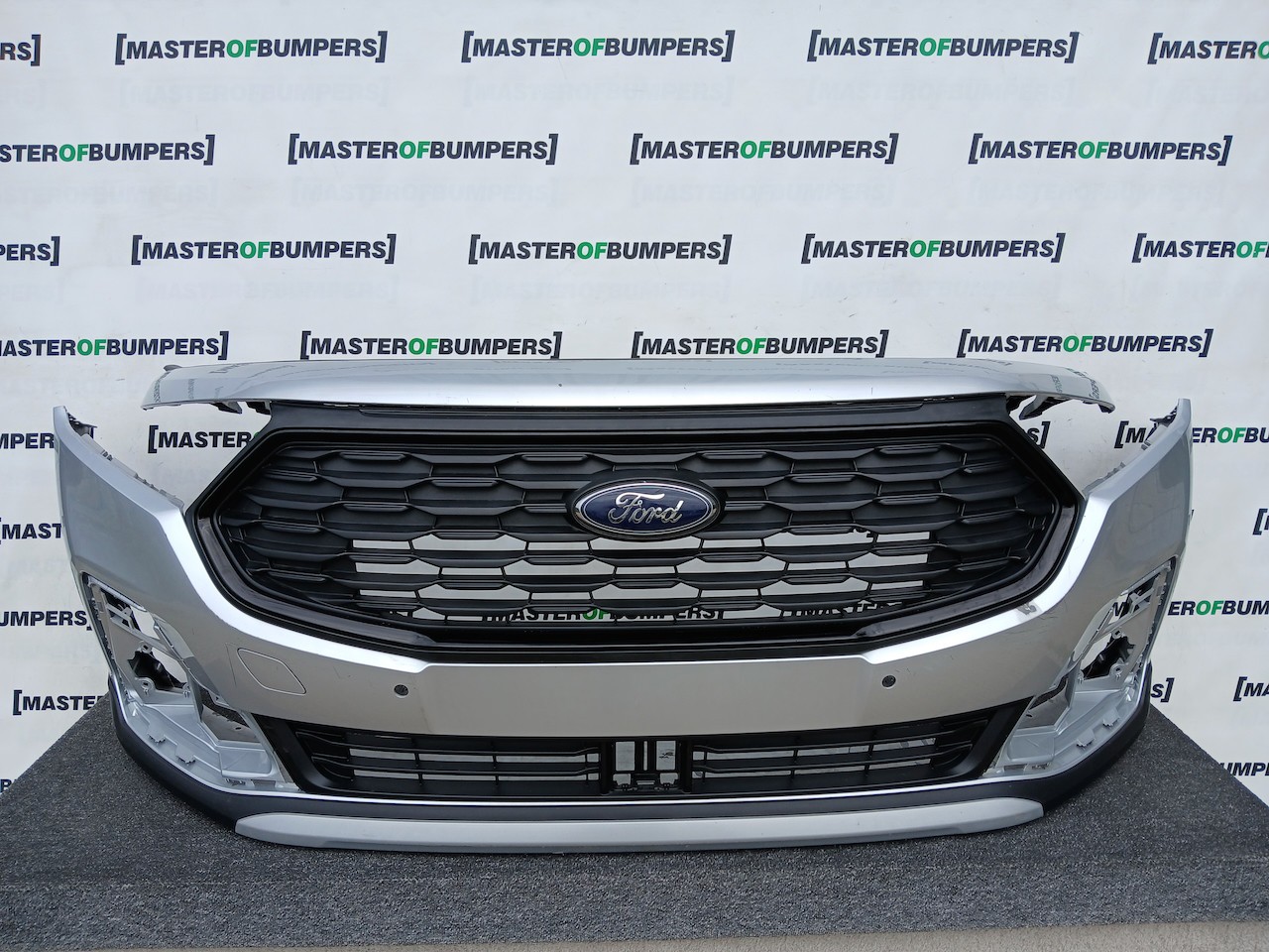 Ford Transit Connect Active Van 2025-2027 Front Bumper 6 Pdc Genuine [f858]