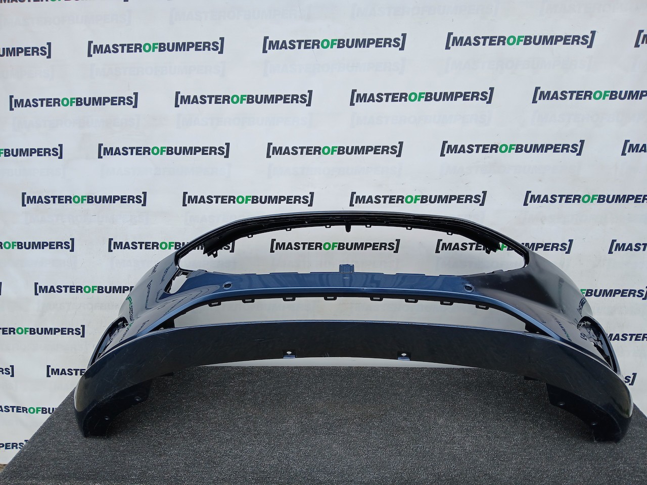 Ford Fiesta Se Mk10 Lift Hatchback 2022-2024 Front Bumper 6 Pdc Genuine [f862]