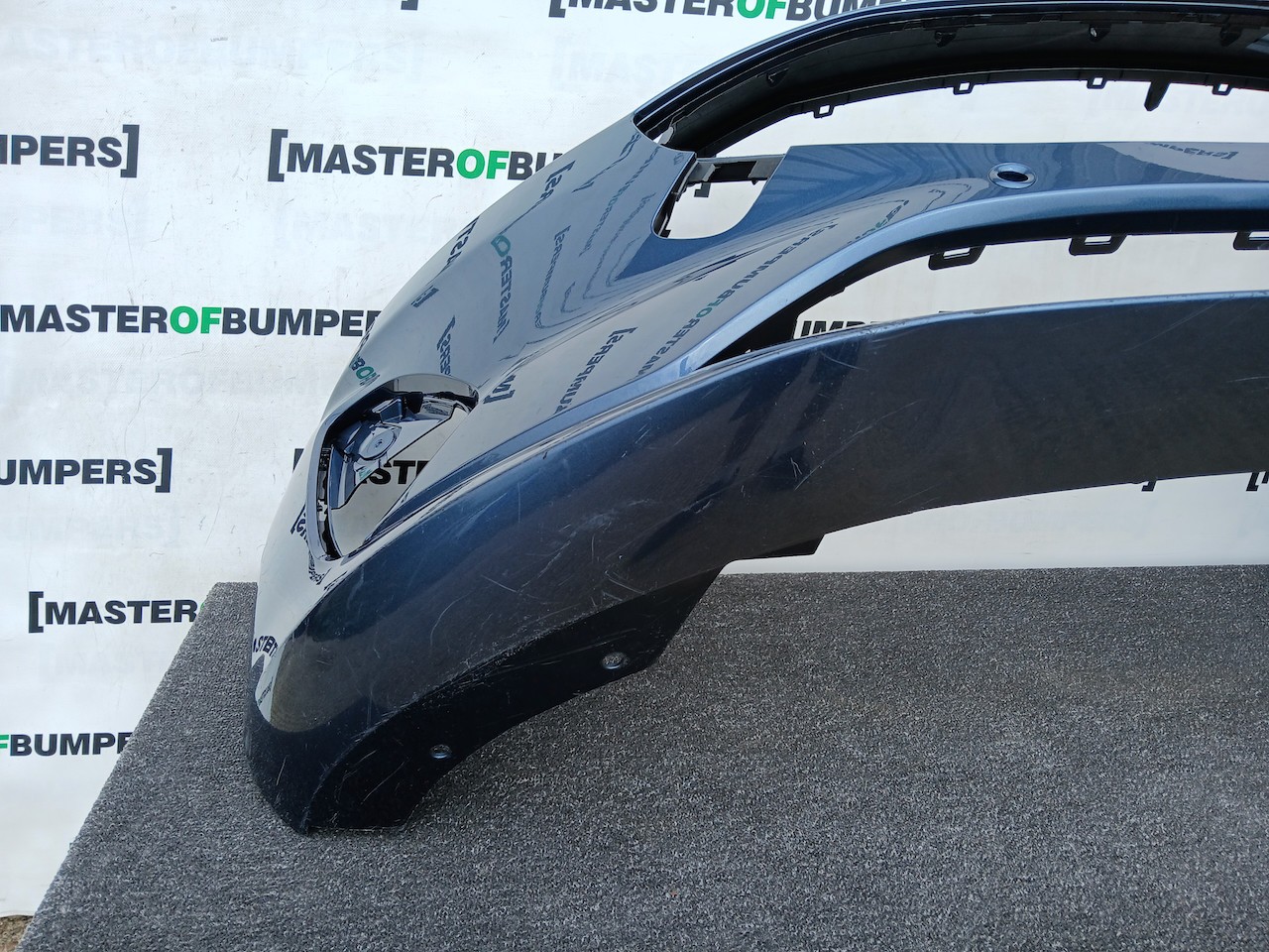 Ford Fiesta Se Mk10 Lift Hatchback 2022-2024 Front Bumper 6 Pdc Genuine [f862]