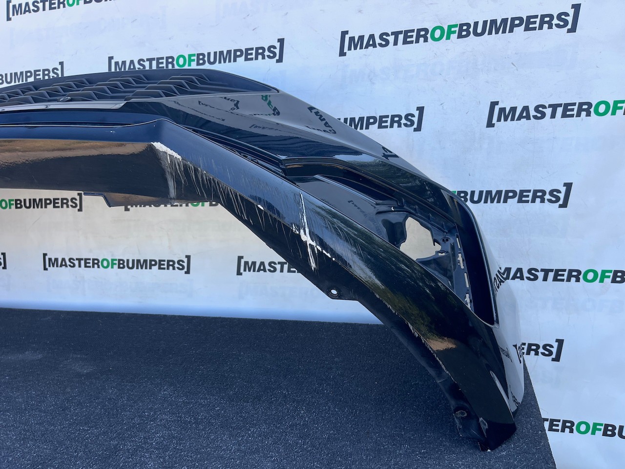 Ford Focus St Line Hatchback Estate 2018-2022 Front Bumper No Pdc Genuine [f876]