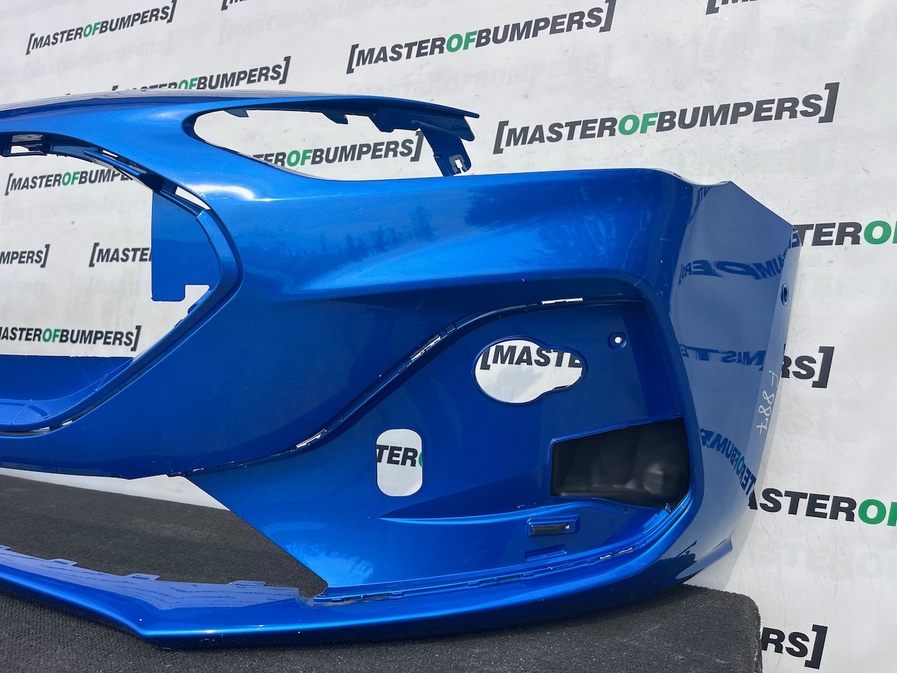 Ford Focus St St Line Hatchback Lift 2023-2026 Front Bumper 6 Pdc Genuine [f887]