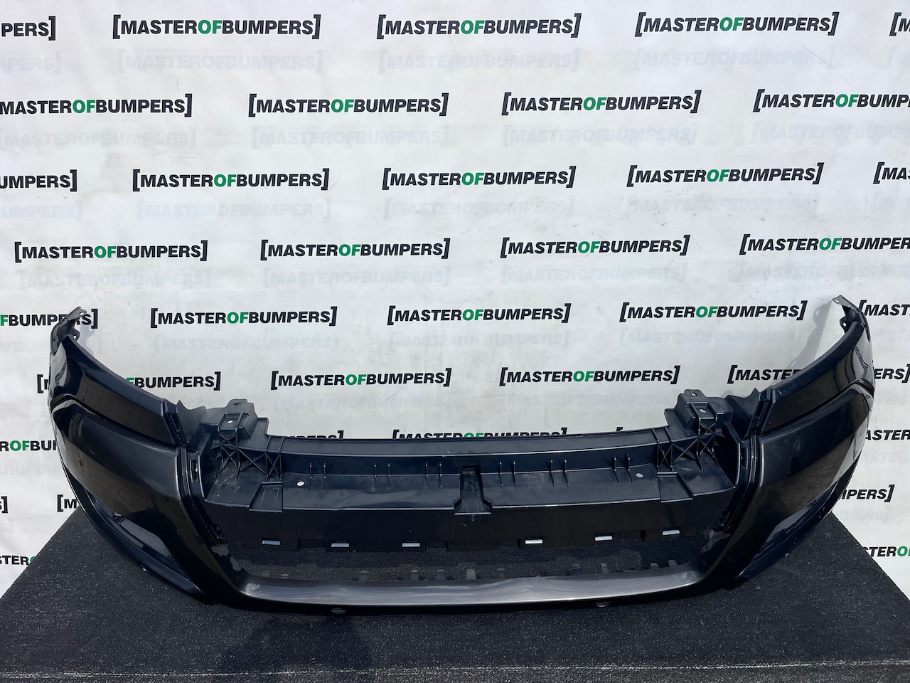 Ford Ranger Wildtrack Pick Up 2015-2018 Front Bumper 4 Pdc Genuine [f891]