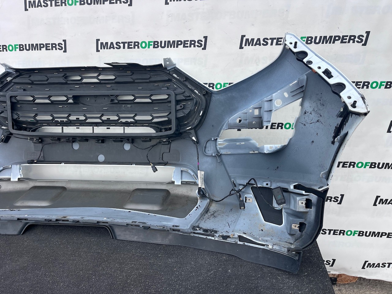 Ford Ecosport Titanium Hatchback 2018-2023 Front Bumper Pdc Genuine [f897]