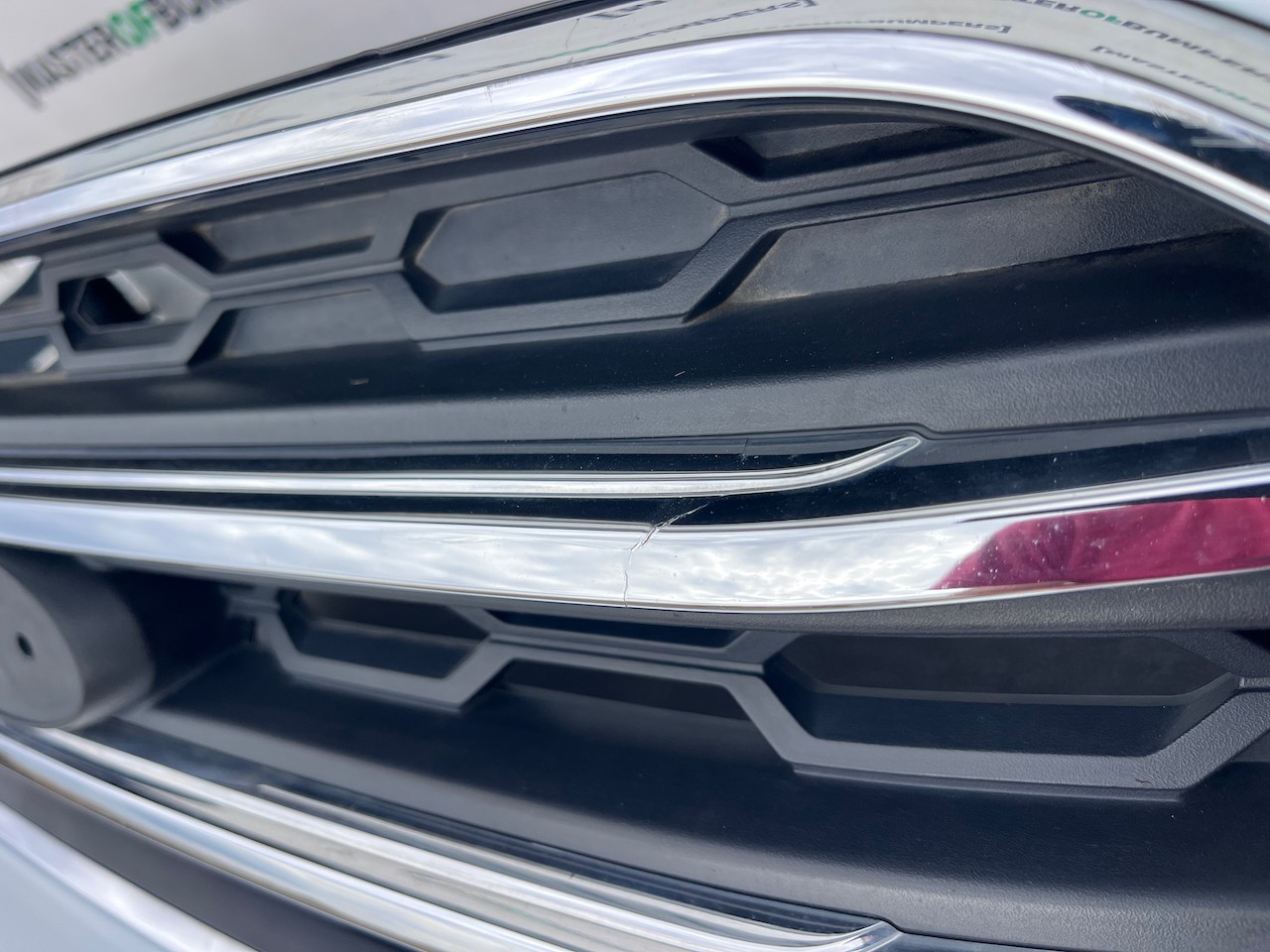 Ford Ecosport Titanium Hatchback 2018-2023 Front Bumper Pdc Genuine [f897]