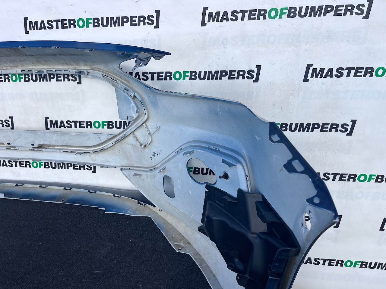 Ford Focus St St Line Hatchback Lift 2023-2026 Front Bumper 6 Pdc Genuine [f587]