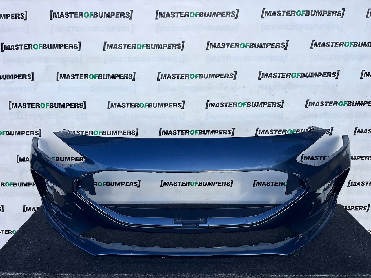 Ford Focus St St Line Hatchback Lift 2023-2026 Front Bumper 6 Pdc Genuine [f587]