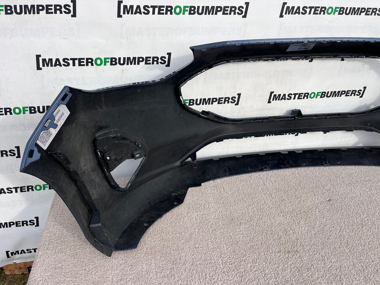 Ford Fiesta Se Mk10 Lift Hatchback 2022-on Front Bumper No Pdc Genuine [f570]