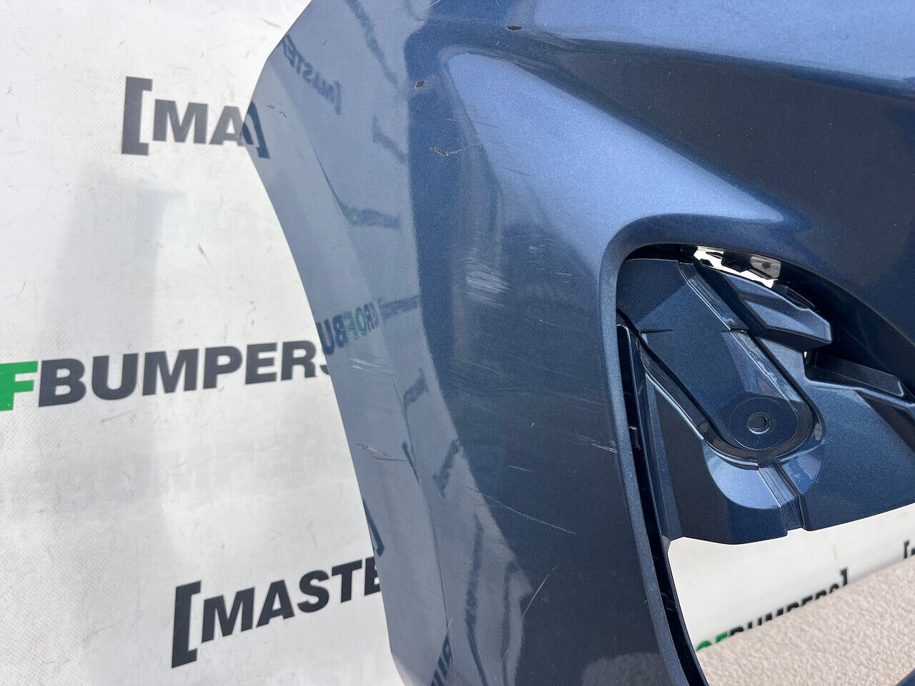 Ford Fiesta Se Mk10 Lift Hatchback 2022-on Front Bumper No Pdc Genuine [f570]