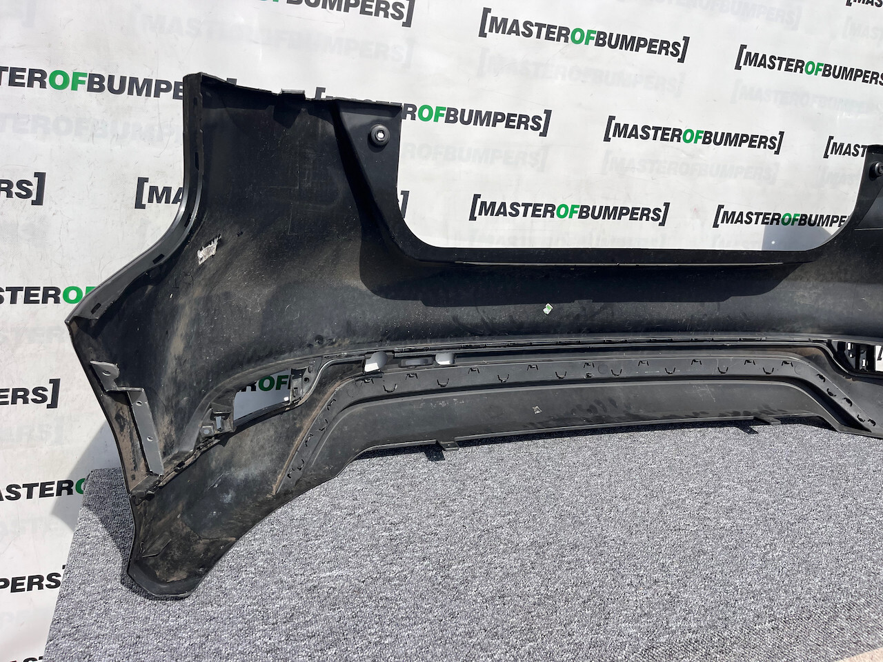 Ford Focus Zetec S Titanium St Line 2015-2017 Rear Bumper No Pdc Genuine [f560]