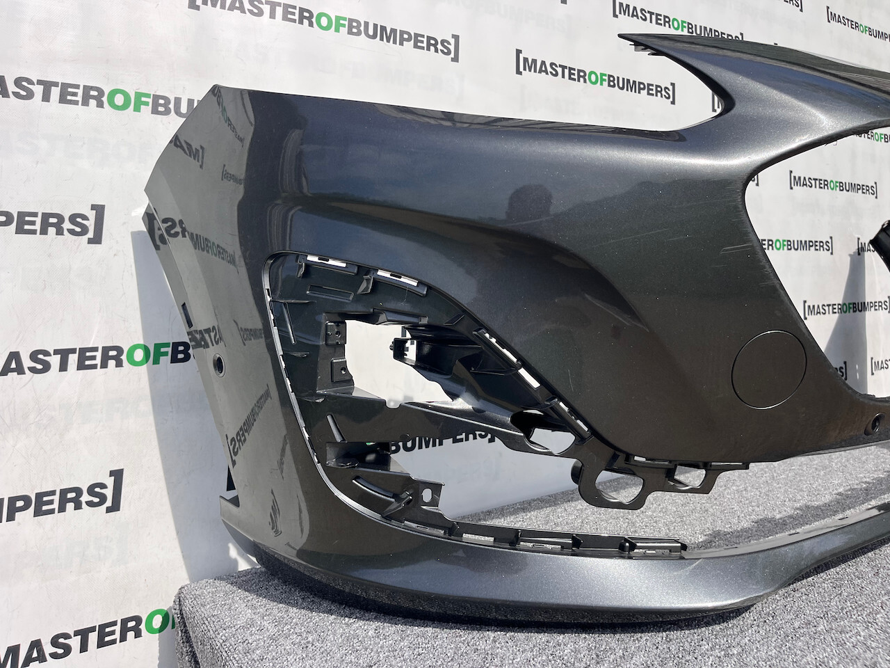 Ford Kuga Vignale Titanium 2020-2024 Front Bumper 6 Pdc No Jets Genuine [f562]