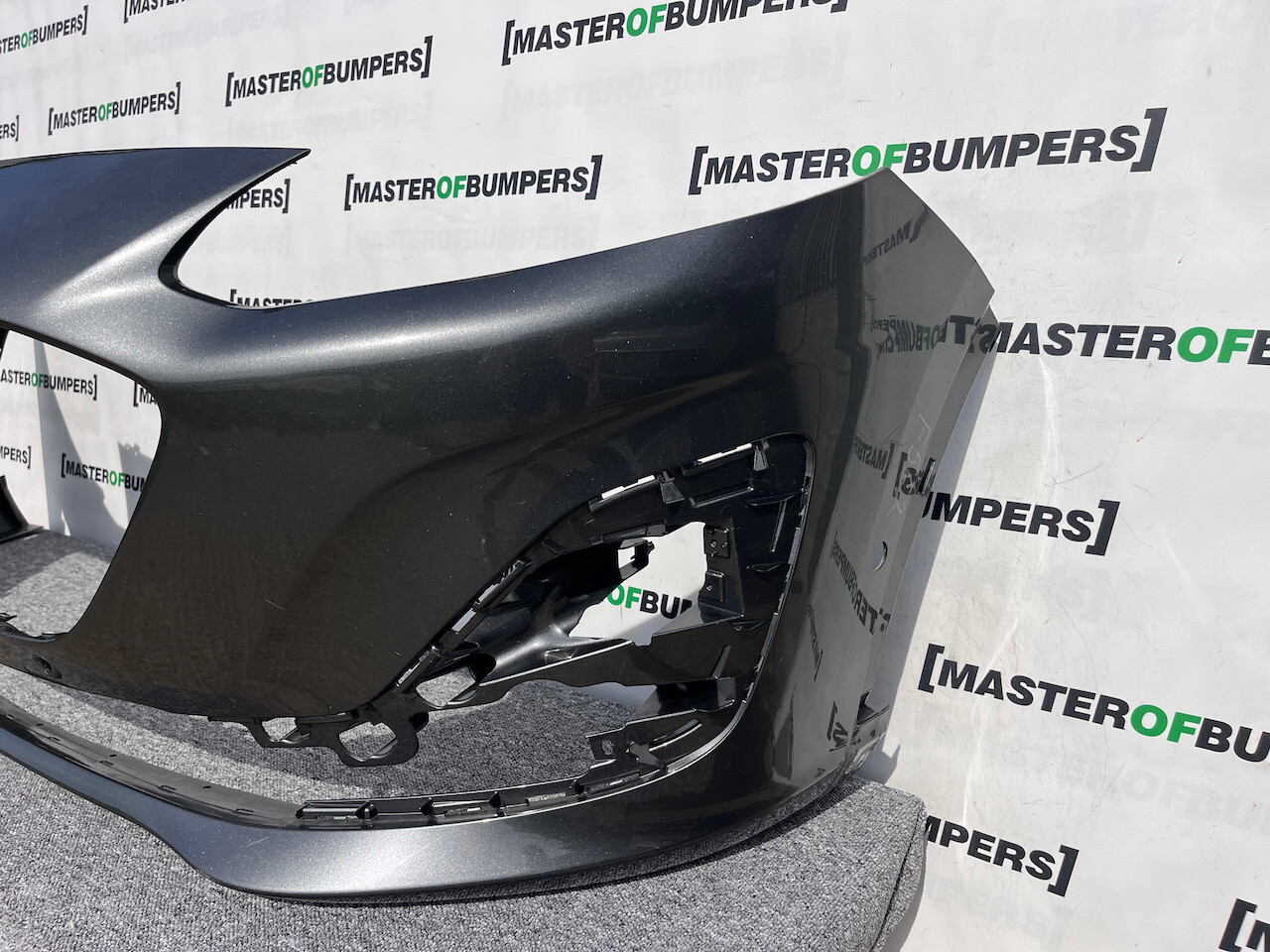 Ford Kuga Vignale Titanium 2020-2024 Front Bumper 6 Pdc No Jets Genuine [f562]