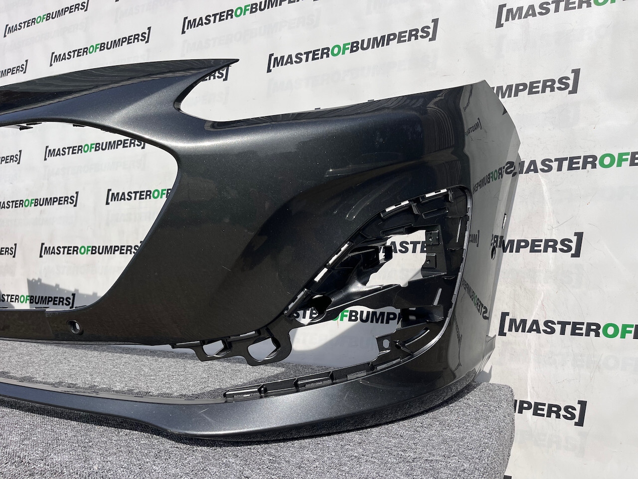 Ford Kuga Vignale Titanium 2020-2024 Front Bumper 6 Pdc No Jets Genuine [f562]