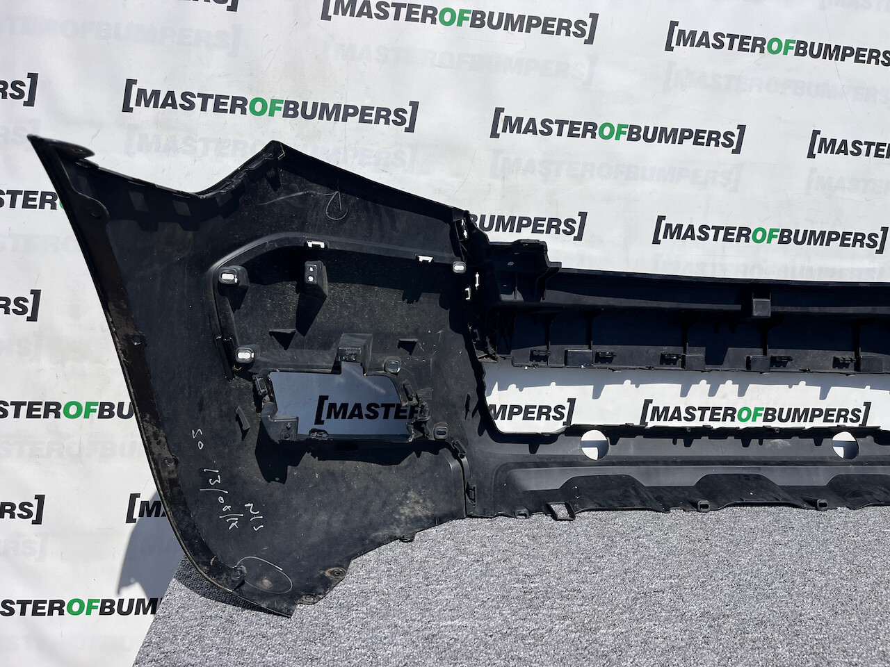 Ford Ranger Wildtrack Mk5 Lift 2016-2019 Front Bumper No Pdc Genuine [f676]