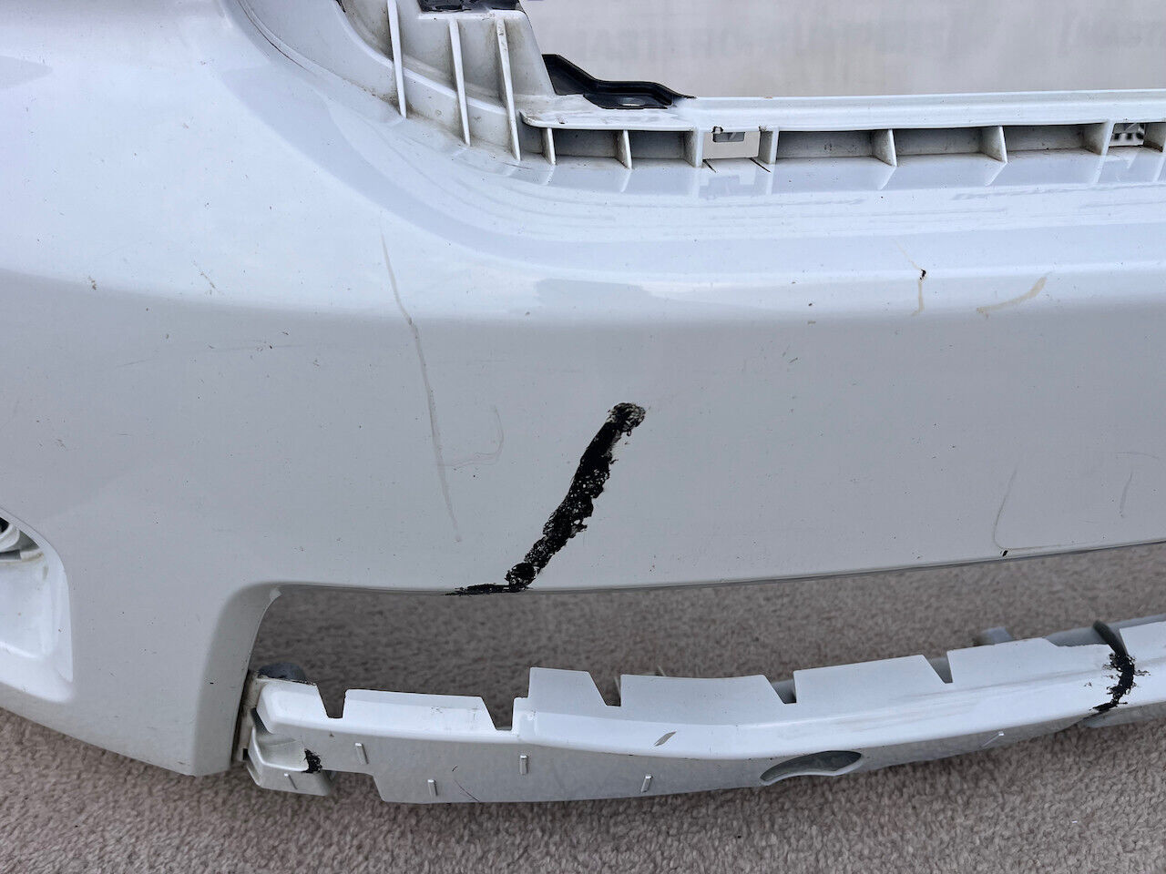 Ford Ranger Limited Thunder Pick Up 2019-2022 Front Bumper 4 Pdc Genuine [f572]