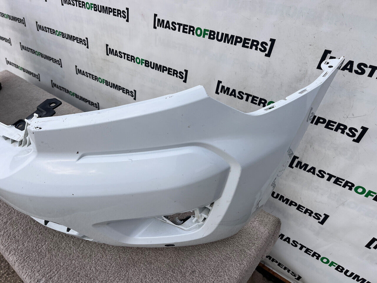 Ford Ranger Limited Thunder Pick Up 2019-2022 Front Bumper 4 Pdc Genuine [f572]