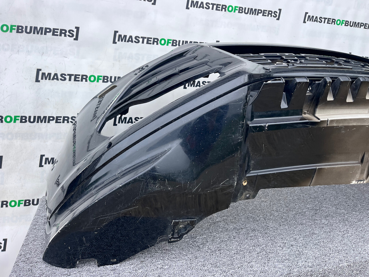 Ford Kuga St Line Titanium X 2013-2016 Front Bumper 4 Pdc + Jets Genuine [f679]