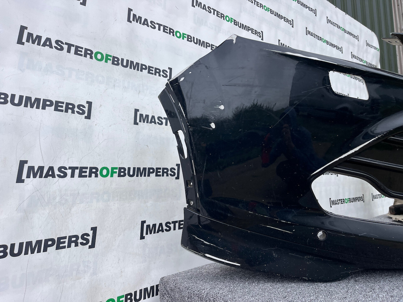 Ford Kuga St Line Titanium X 2013-2016 Front Bumper 4 Pdc + Jets Genuine [f679]