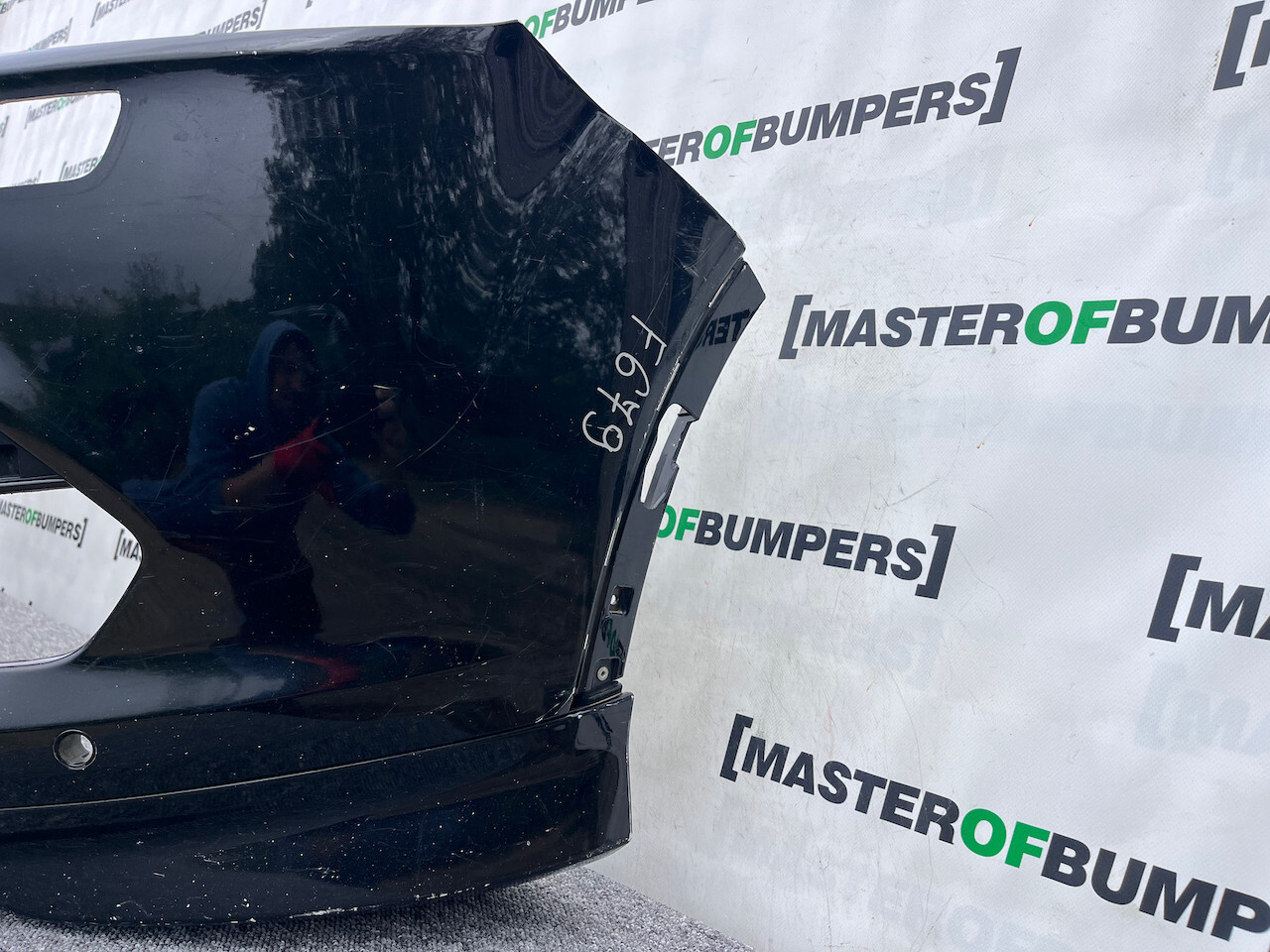 Ford Kuga St Line Titanium X 2013-2016 Front Bumper 4 Pdc + Jets Genuine [f679]