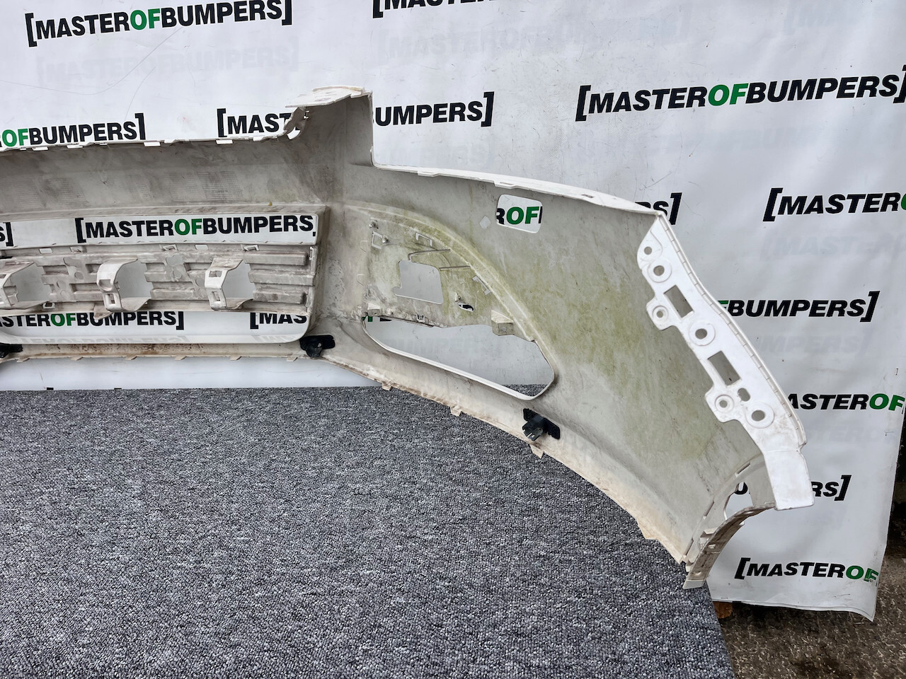 Ford Kuga St Line Titanium X 2013-2016 Front Bumper 4 Pdc + Jets Genuine [f680]