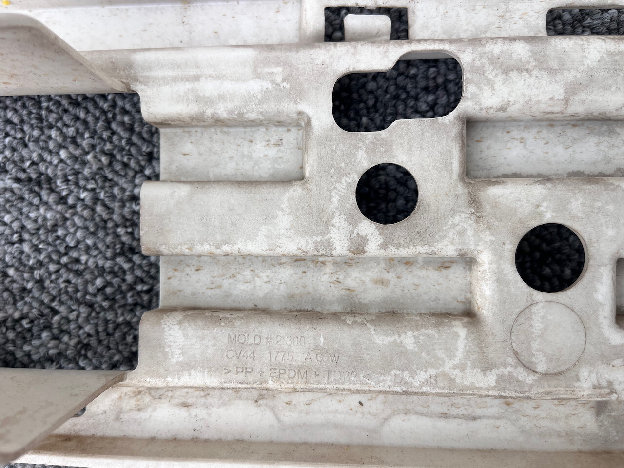 Ford Kuga St Line Titanium X 2013-2016 Front Bumper 4 Pdc + Jets Genuine [f680]