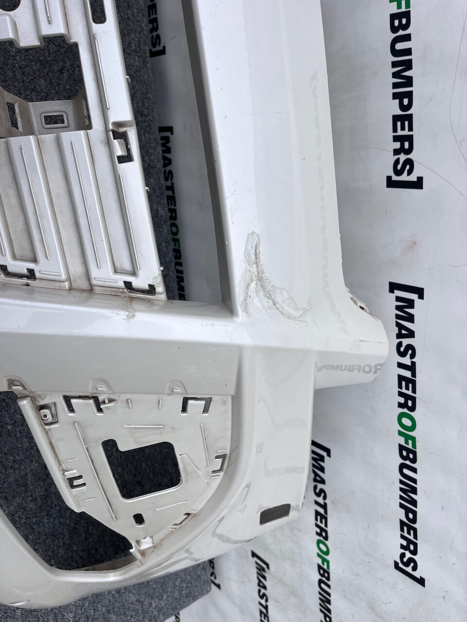 Ford Kuga St Line Titanium X 2013-2016 Front Bumper 4 Pdc + Jets Genuine [f680]