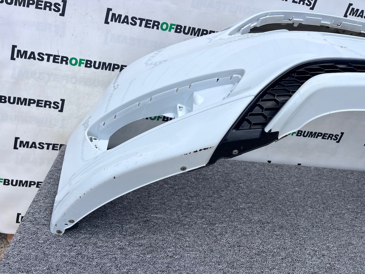 Ford Focus St Line Zetec S Hatchbac 2015-2018 Front Bumper No Pdc Genuine [f703]