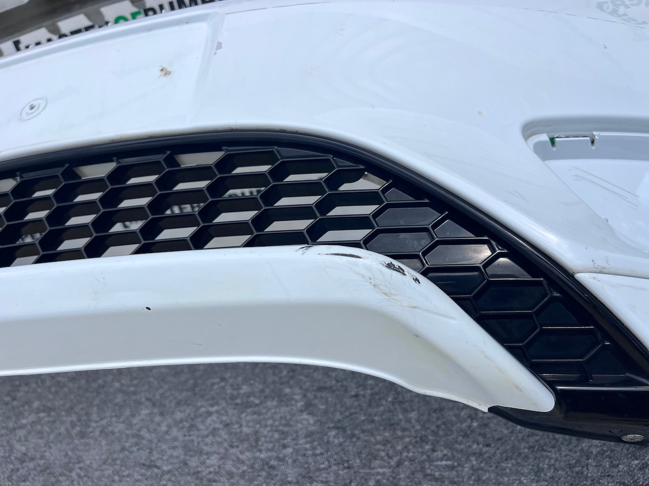 Ford Focus St Line Zetec S Hatchbac 2015-2018 Front Bumper No Pdc Genuine [f703]