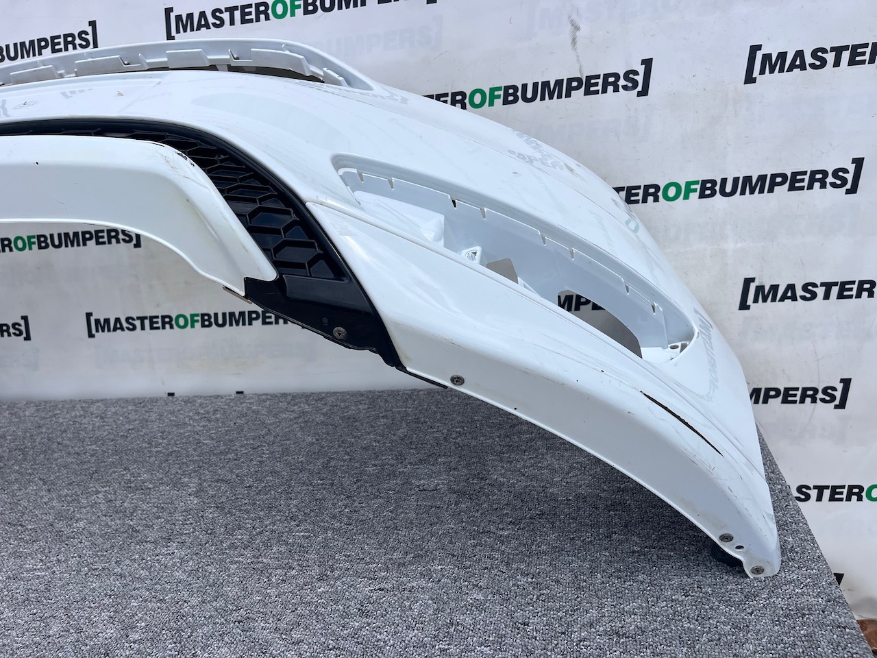 Ford Focus St Line Zetec S Hatchbac 2015-2018 Front Bumper No Pdc Genuine [f703]