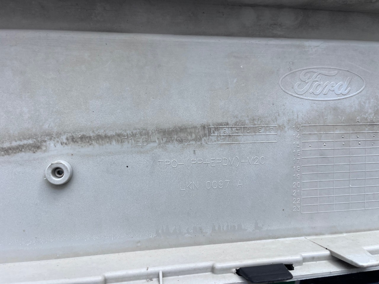 Ford Focus St Line Zetec S Hatchbac 2015-2018 Front Bumper No Pdc Genuine [f703]