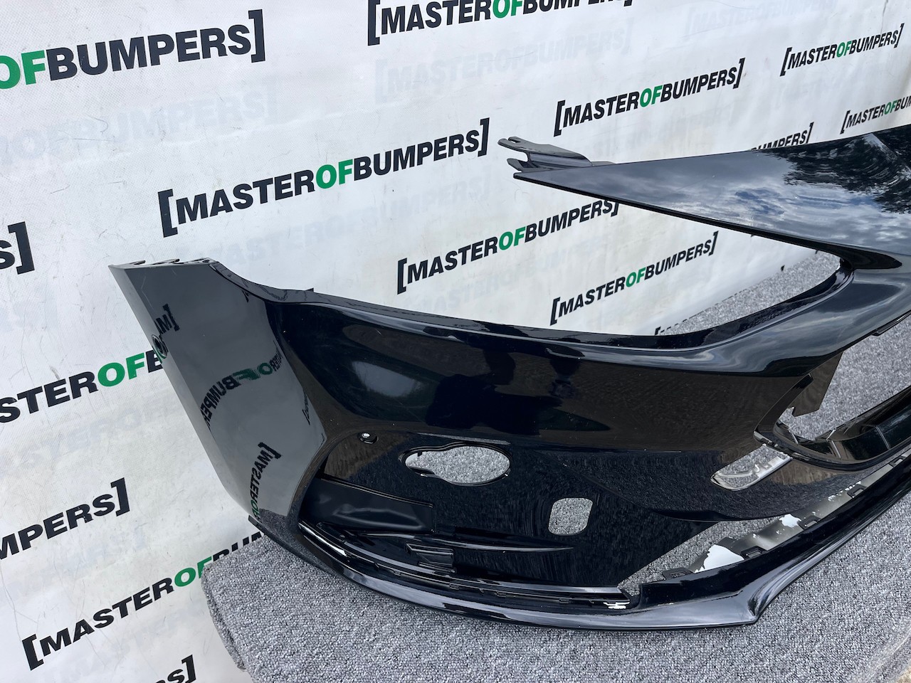 Ford Focus St Line Hatchback Lift 2023-on Front Bumper 6 Pdc Genuine [f713]