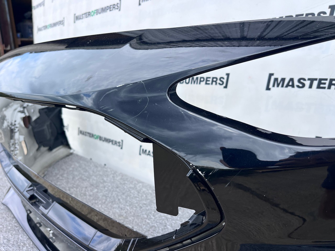 Ford Focus St Line Hatchback Lift 2023-on Front Bumper 6 Pdc Genuine [f713]