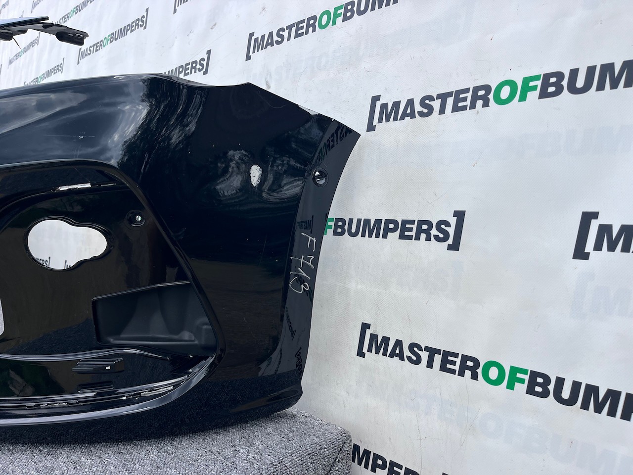 Ford Focus St Line Hatchback Lift 2023-on Front Bumper 6 Pdc Genuine [f713]